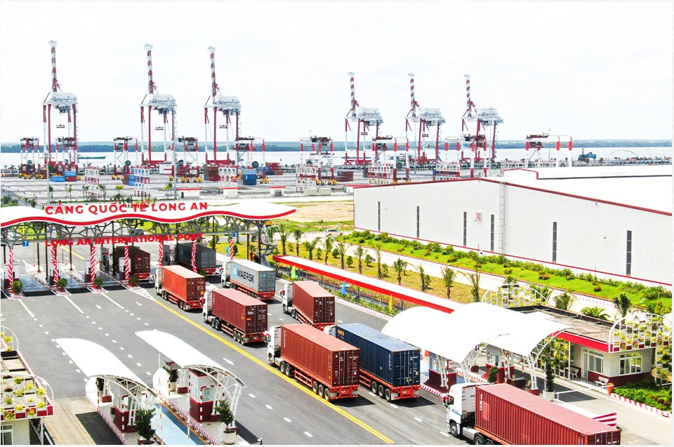 The Long An International Port has become a key driver for logistics development in Long An and the gateway area of the Mekong Delta region. Photo: Long An investment promotion and support center