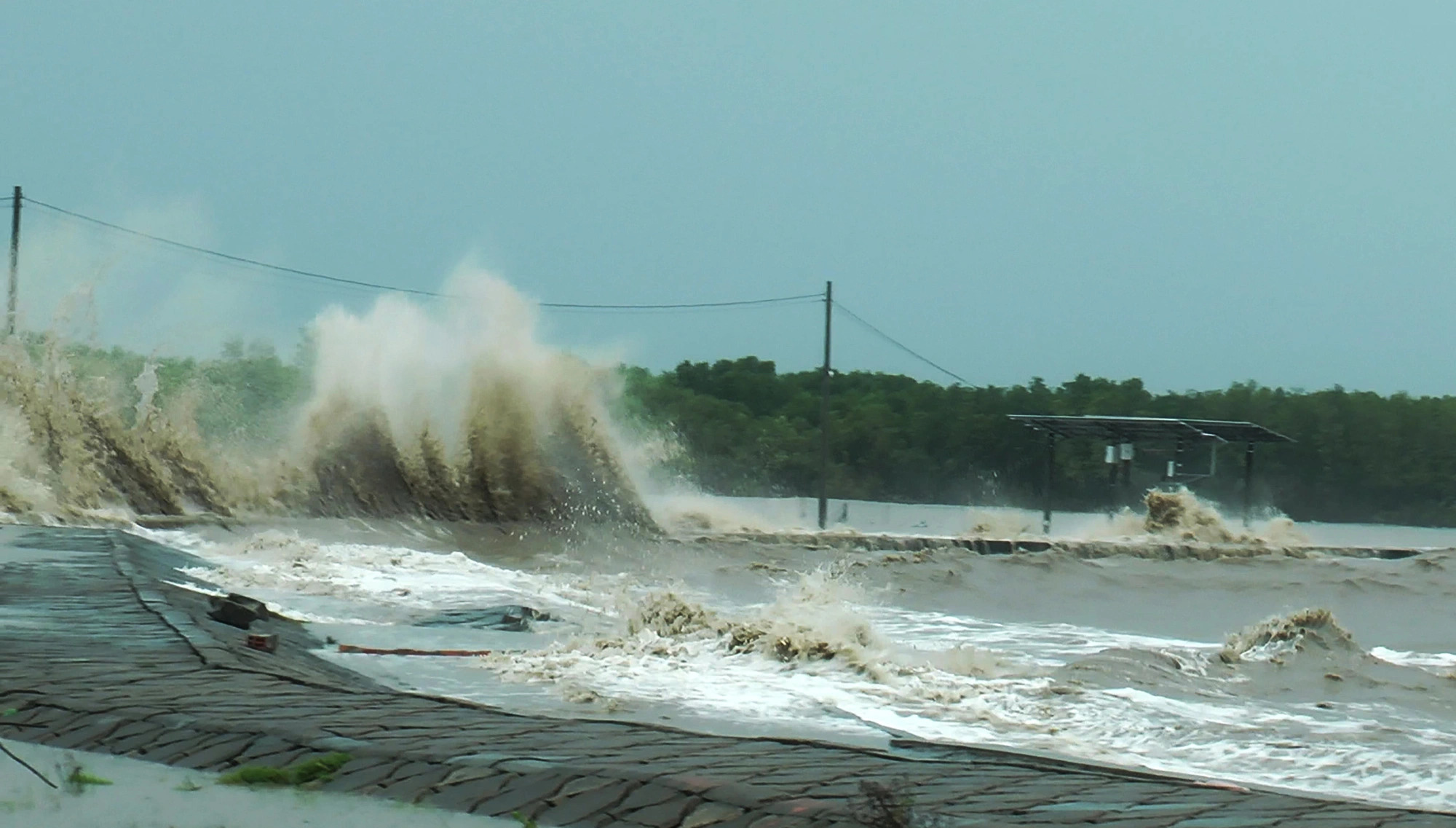 Over $35 mln earmarked for anti-erosion project in Vietnam’s southernmost province