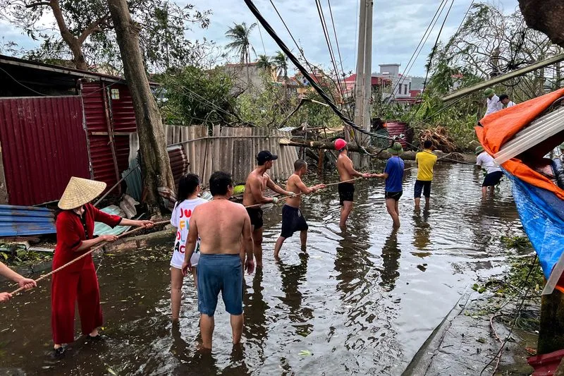 Typhoon Yagi unleashes destruction in Vietnam, threatens Hanoi