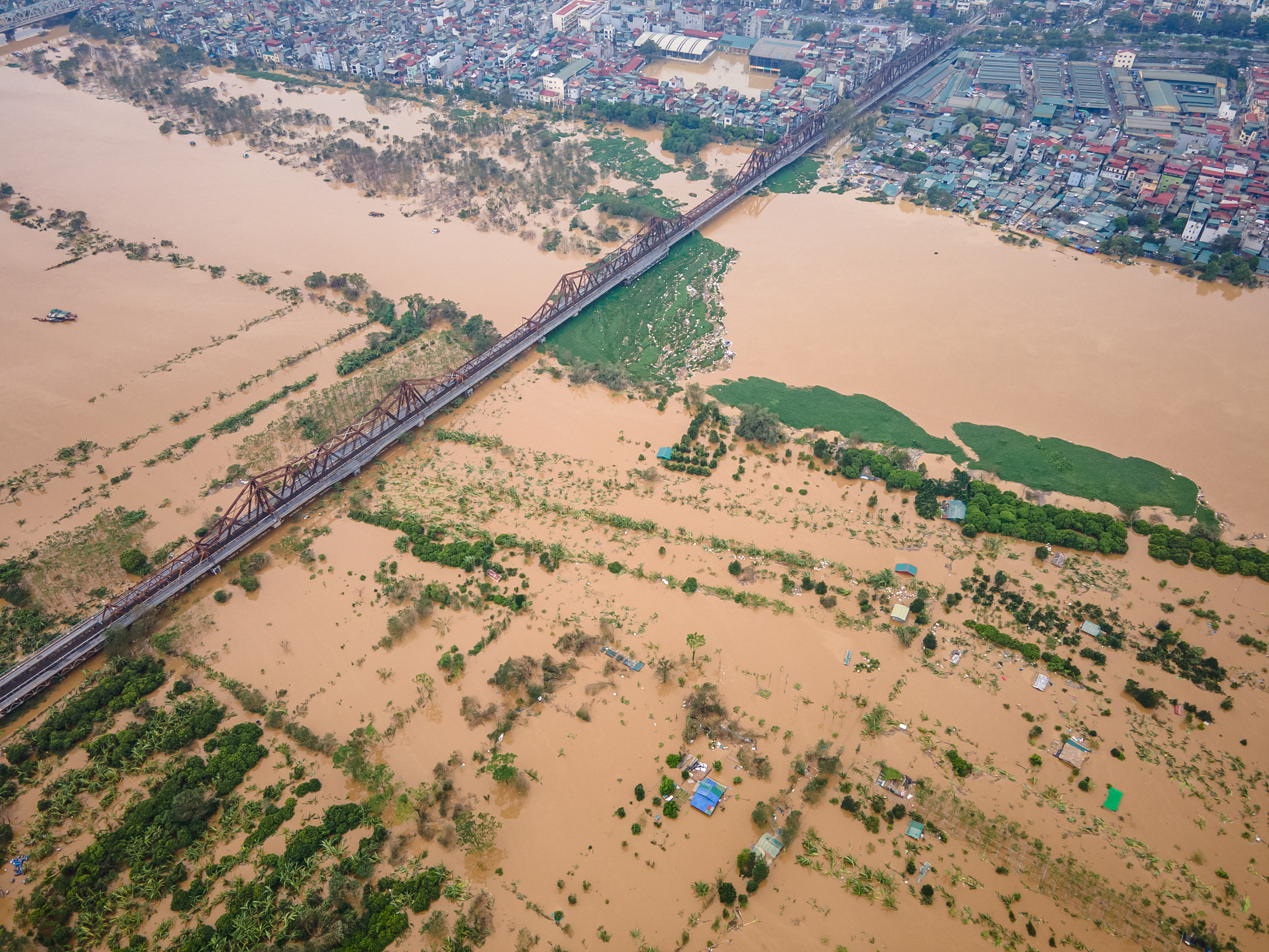 A neighborhood near the Red River is flooded following typhoon Yagi in Hanoi, Vietnam, September 12, 2024. Photo: UNICEF Vietnam