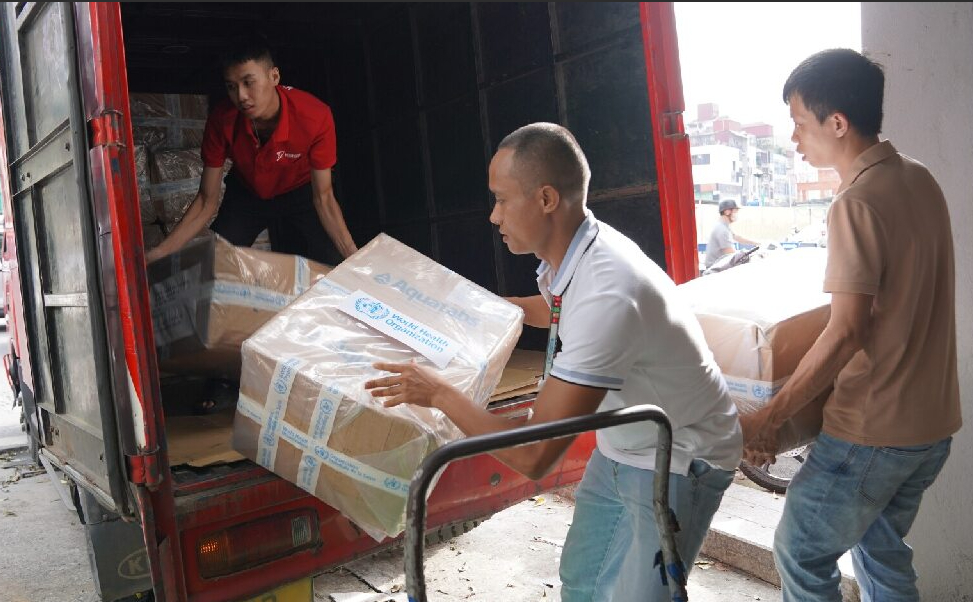 The World Health Organization’s assistance will provide 15 million liters of clean water for households and healthcare facilities in the eight most affected provinces in northern Vietnam. Photo: World Health Organization