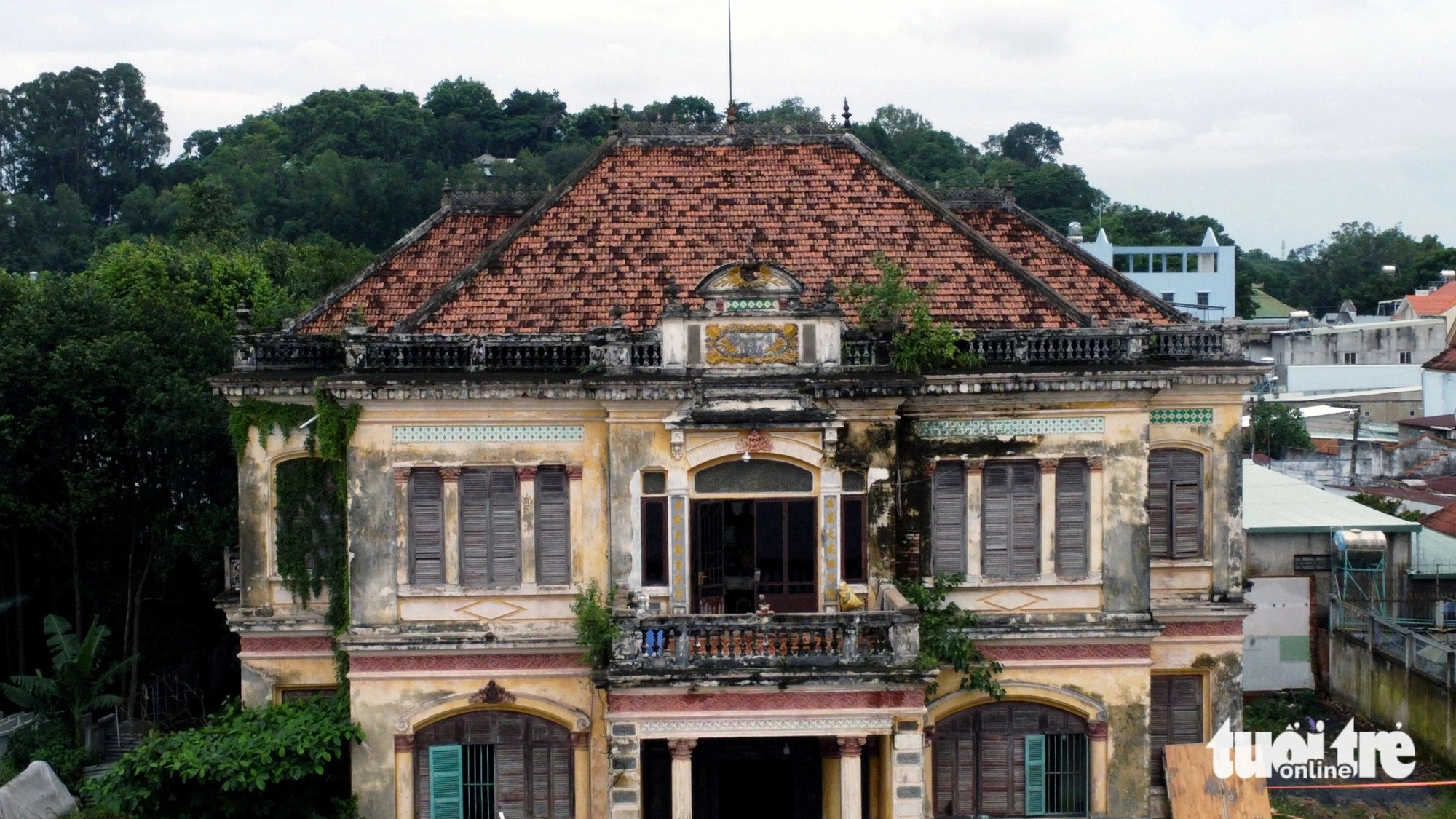 The villa features sophisticated patterns. Photo: A Loc / Tuoi Tre