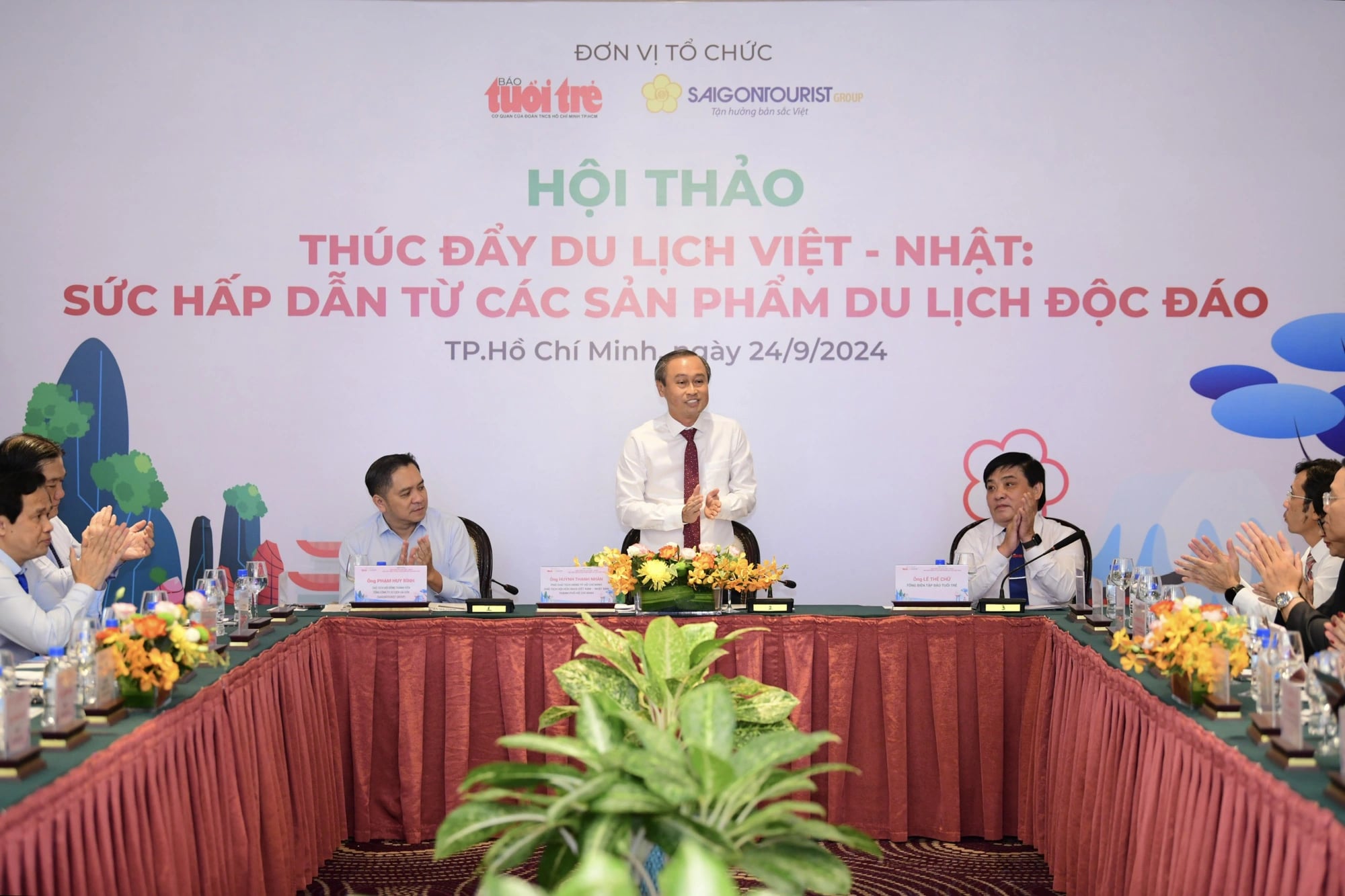 The speakers analyze the role of the Japanese market in the recovery of Vietnam's tourism industry since the pandemic at the ‘Boosting Vietnam-Japan Tourism: The Appeal of Unique Tourism Products’ seminar in Ho Chi Minh City on September 24, 2024. Photo: Quang Dinh / Tuoi Tre