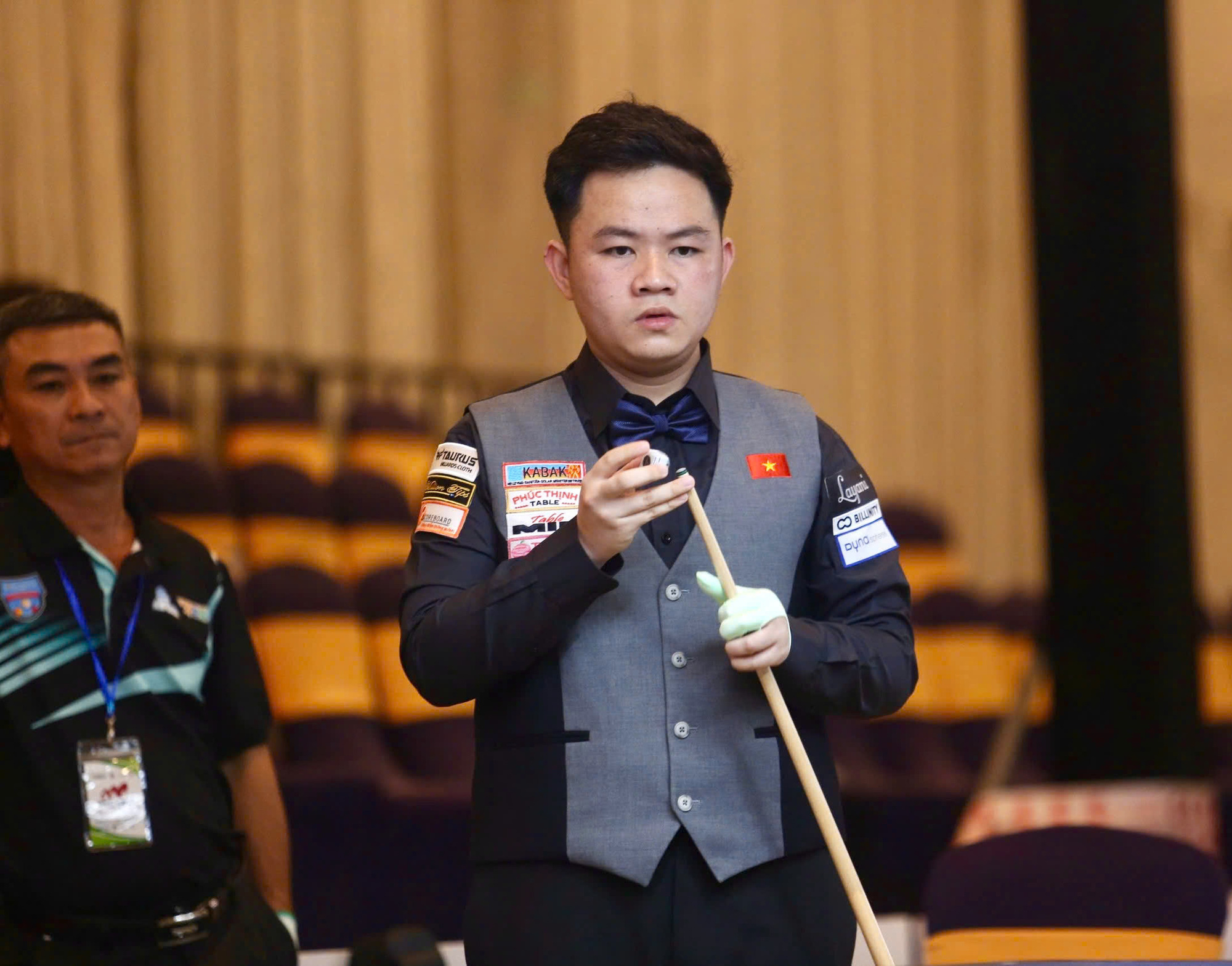 6 Vietnamese billiard players advance to knockout round at World 3-Cushion Championship