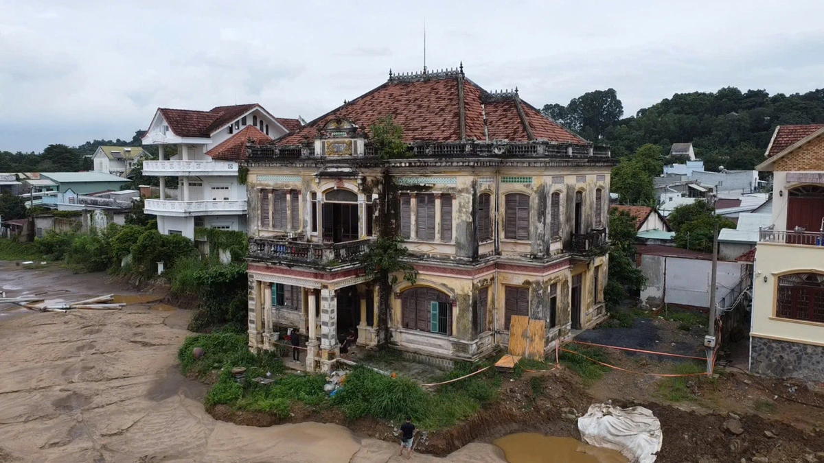 Vietnam’s Dong Nai decides to retain century-old villa that ealier faced demolition for road project