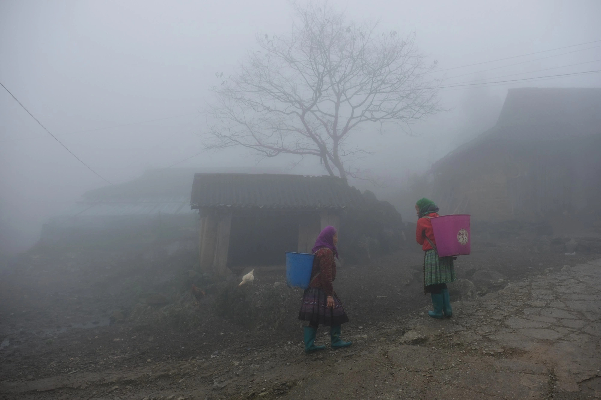 Northern Vietnam braces for cold spell, heavy rain