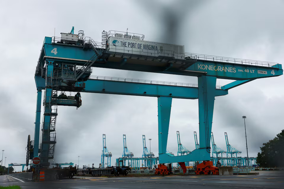 [3/7]A general view shows the Port's Maritime, as port workers from the International Longshoremen's Association (ILA) participate in a strike, in the Virginia International Gateway in Portsmouth, Virginia, U.S., October 1, 2024. Photo: Reuters