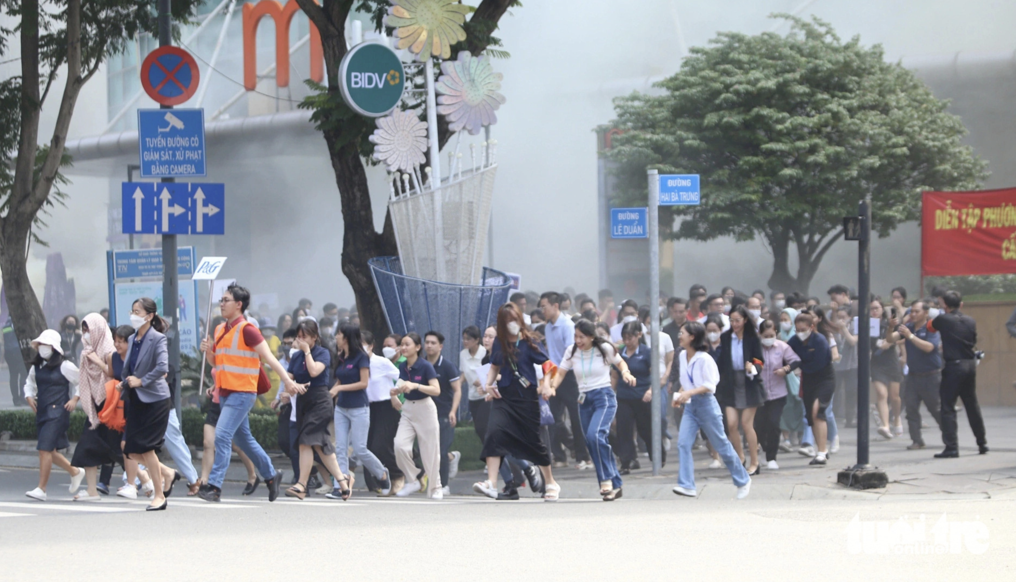 Nearly 1,500 people partake in fire drill at mPlaza Saigon