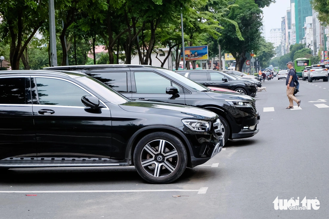 The area will be used as a parking lot for five years and can accommodate 48 cars. Photo: Phuong Nhi / Tuoi Tre