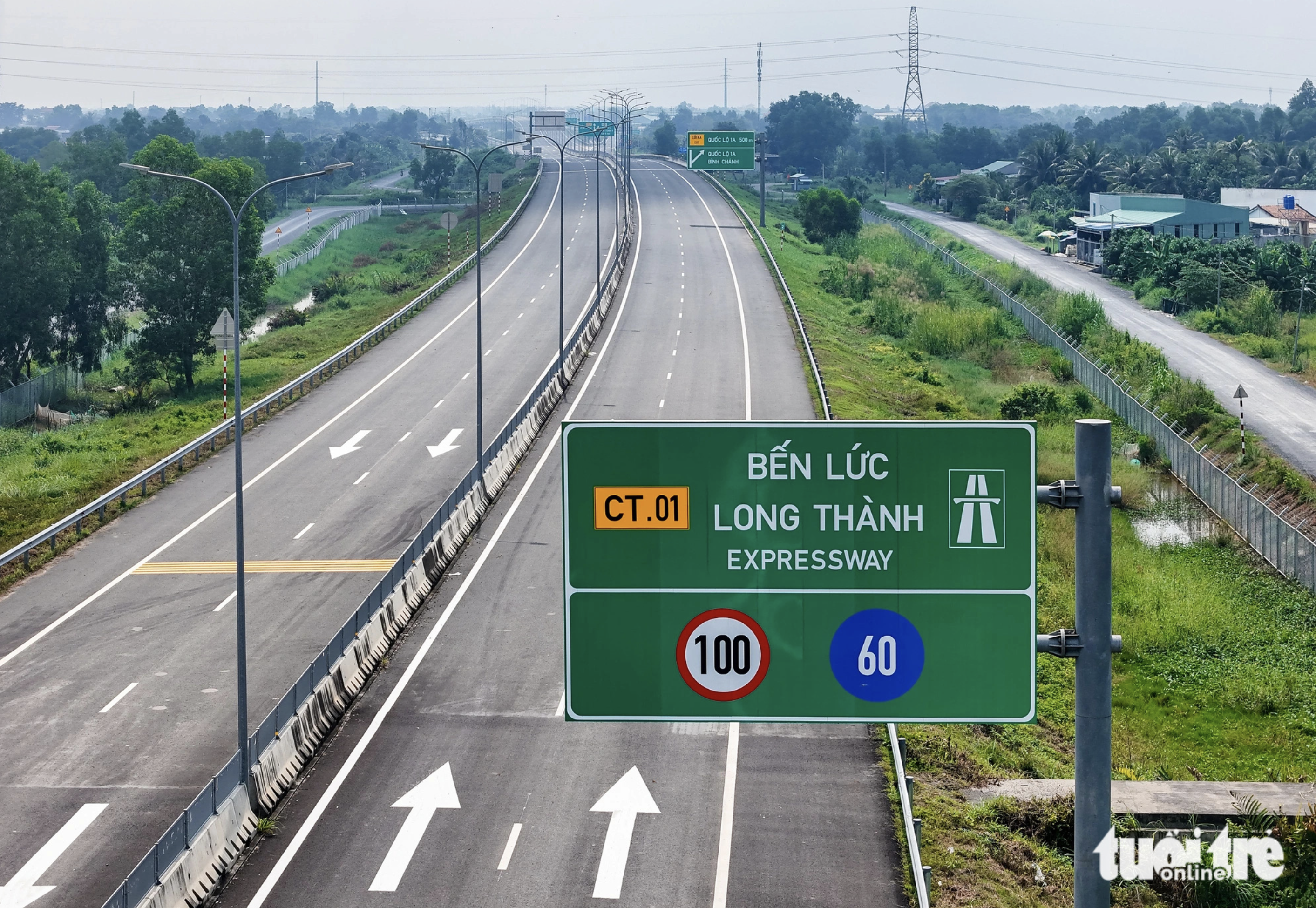 Key expressway running through Ho Chi Minh City takes shape