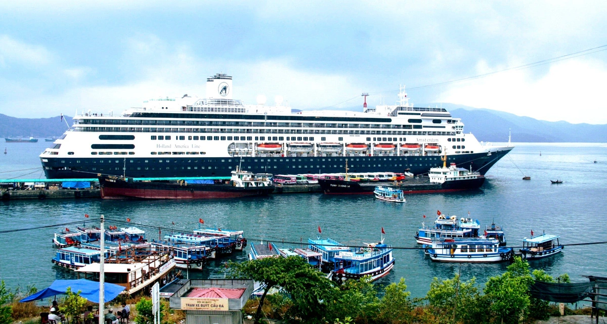 13 international cruise ships canceled as Nha Trang closes port temporarily