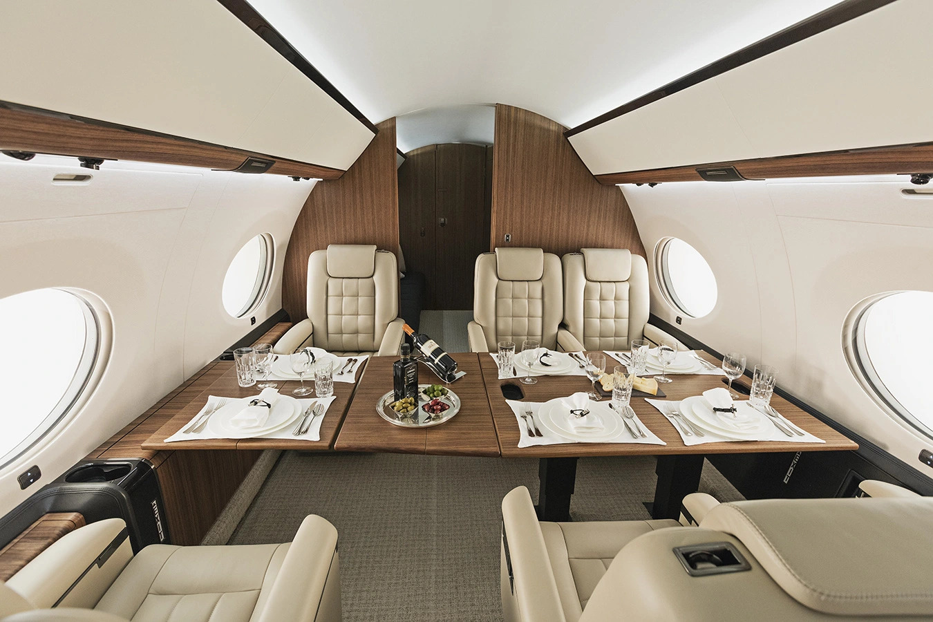 Inside a Gulfstream jet. Photo: Tho Quang / Tuoi Tre