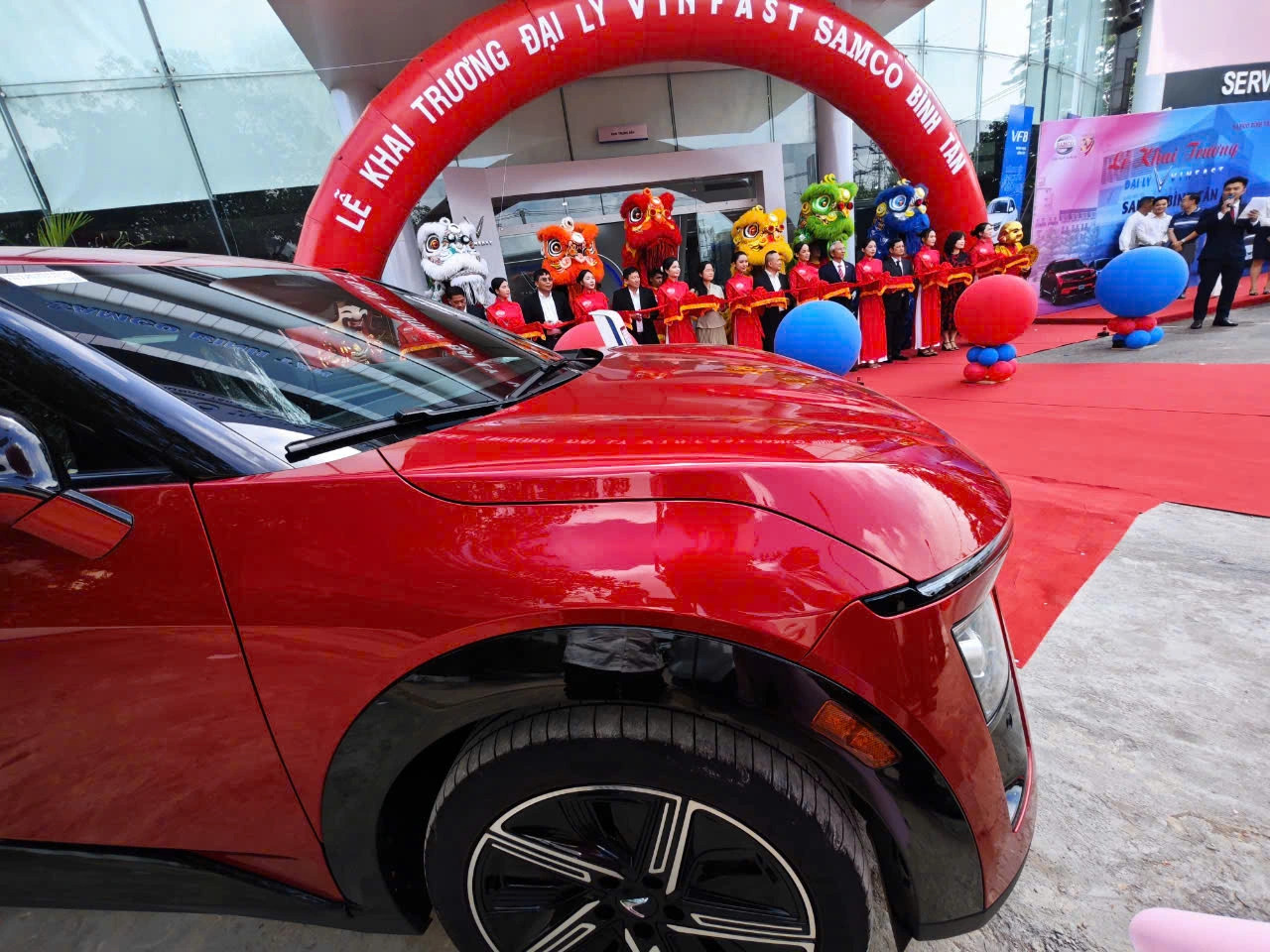 State-owned SAMCO opens VinFast dealership in Ho Chi Minh City