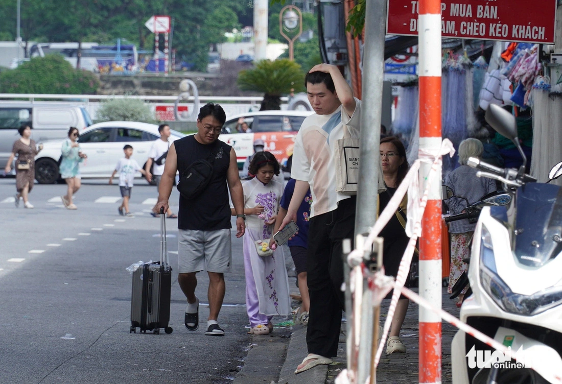 Da Nang adjusts traffic for tourist boom near Han Market