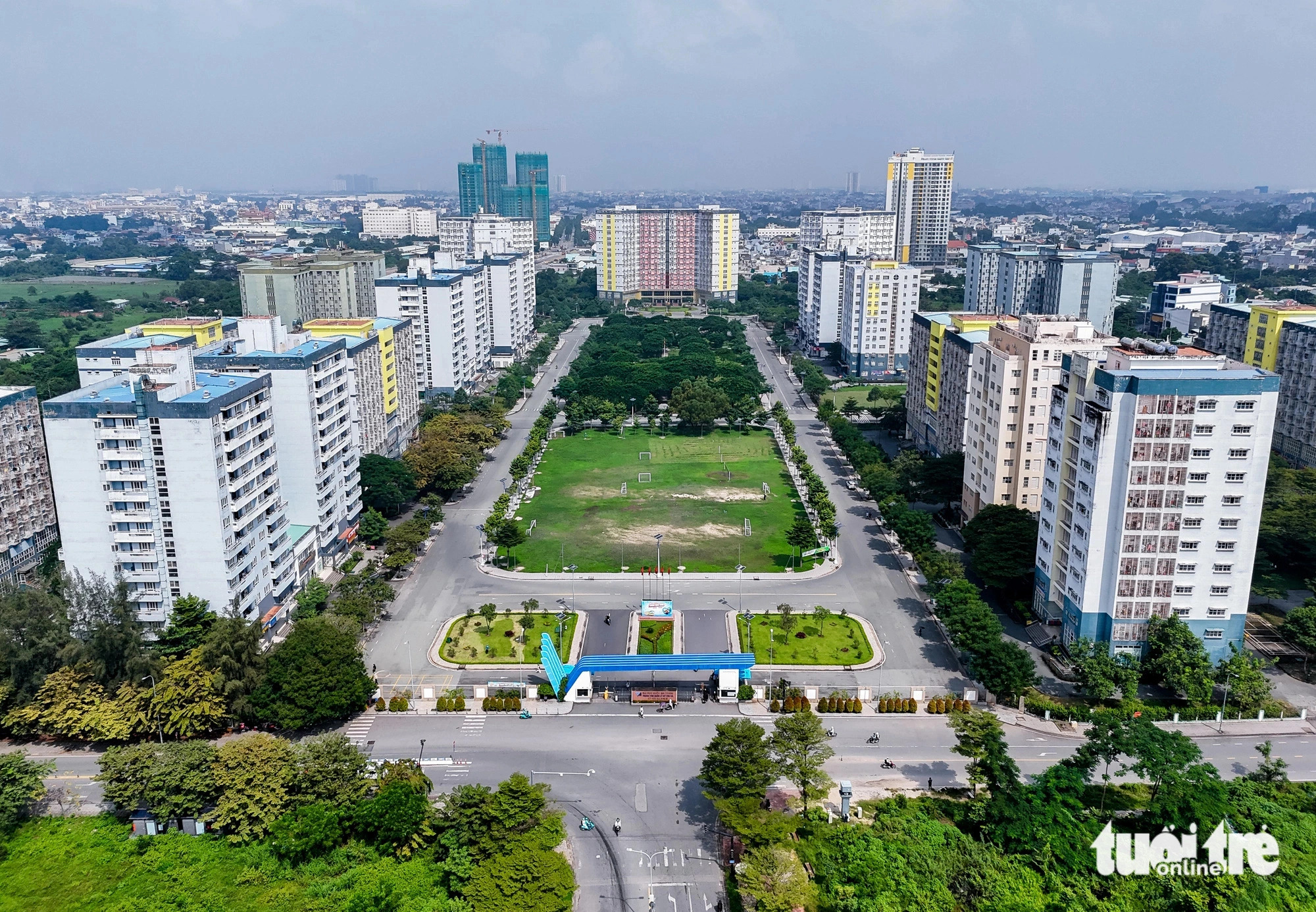 The high-rise buildings of VNU-HCM dormitory complexes A and B span 42 hectares. Photo: Le Phan / Tuoi Tre