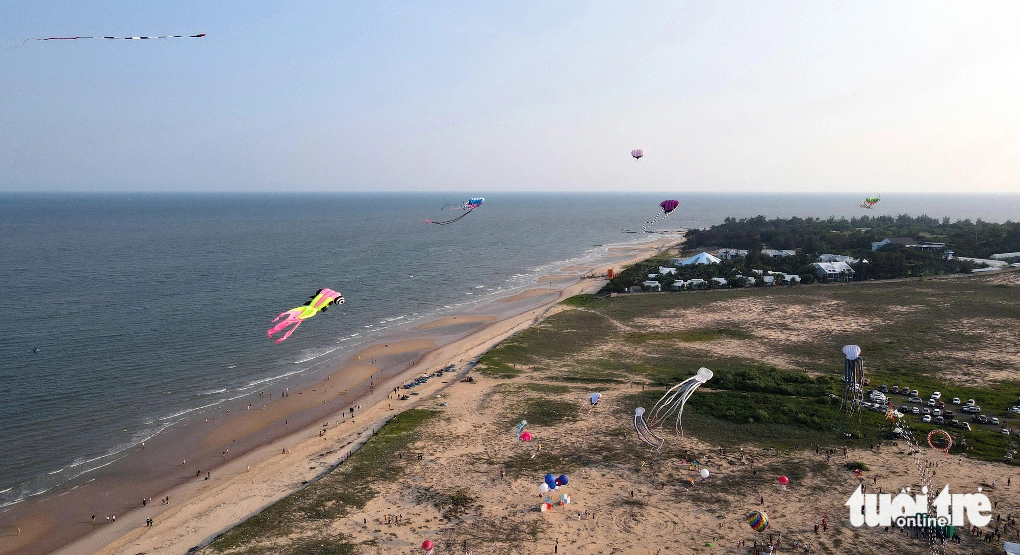 Colorful kites fly over a beach in Ba Ria - Vung Tau Province, southern Vietnam. Photo: Dong Ha / Tuoi Tre