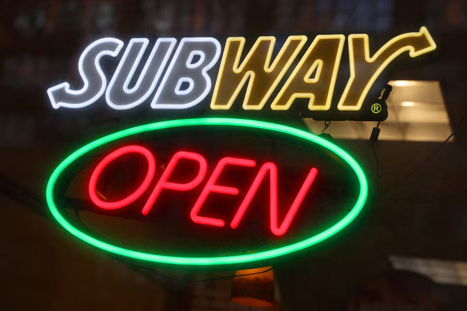 Signage is seen at a Subway restaurant in Manhattan, New York City, U.S., November 23, 2021. Photo: Reuters