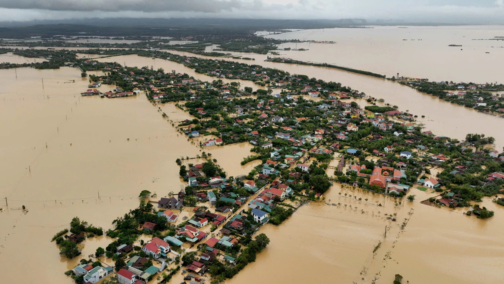 Central Vietnam expects widespread downpours in early November