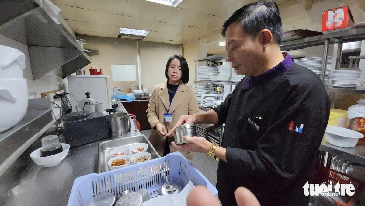 N.L. Hotel in Da Lat had no food samples at the time of the inspection on October 31, 2024. Photo: M.V. / Tuoi Tre