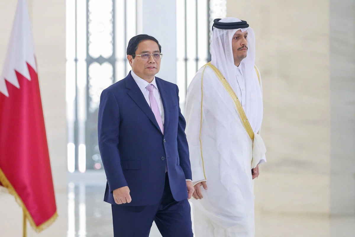 Vietnam, Qatar issue joint communiqué to elevate relationship