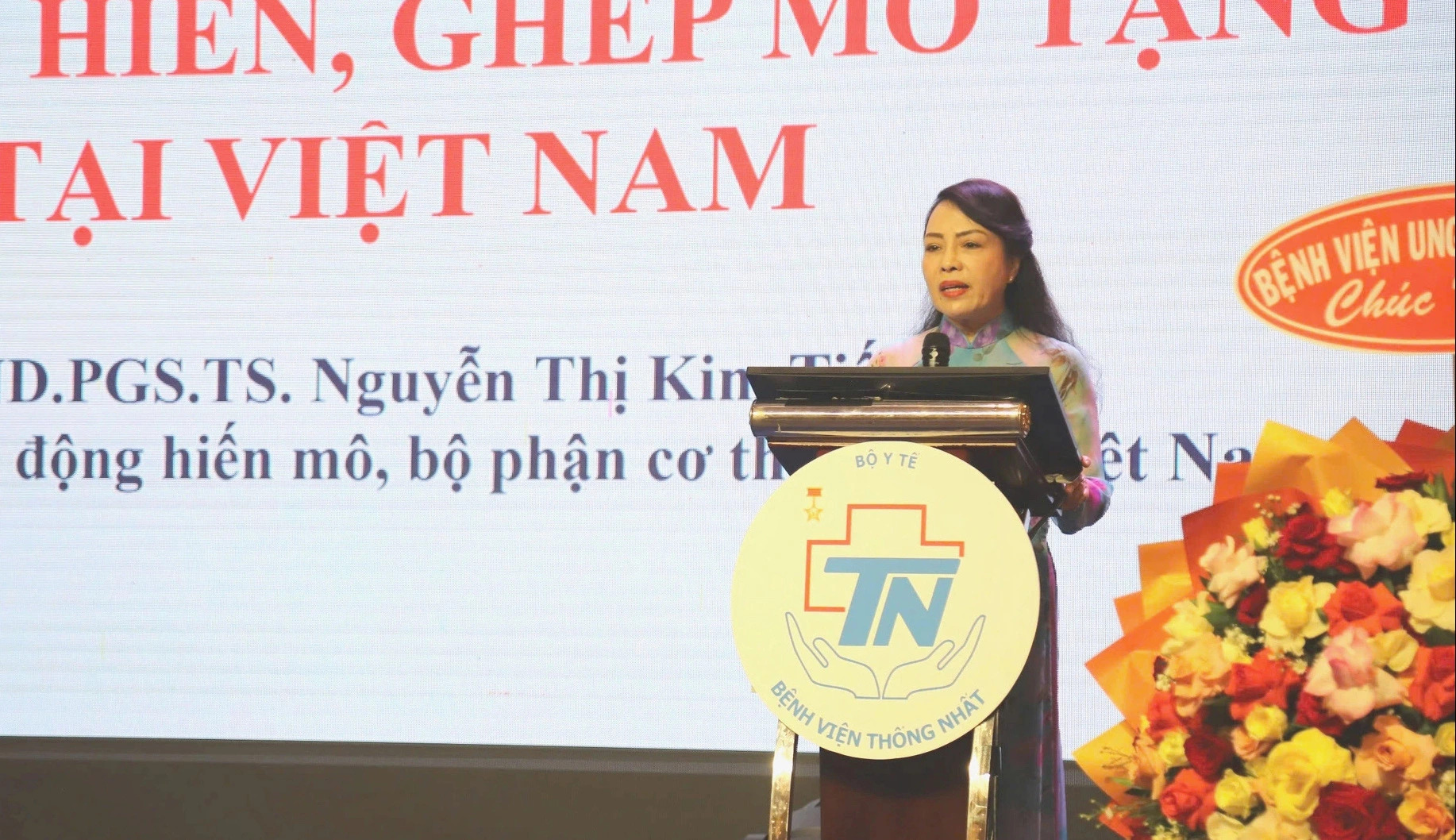 Nguyen Thi Kim Tien, chairwoman of the Vietnam Tissue and Organ Donation Advocacy Association, addresses a geriatric conference hosted by Thong Nhat Hospital in Ho Chi Minh City on November 2, 2024. Photo: P.T.