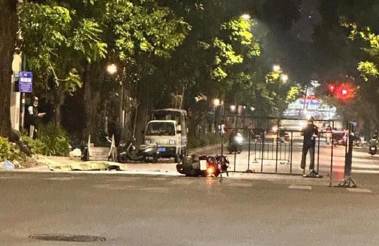 Speeding motorcyclists kill woman at red light in Hanoi