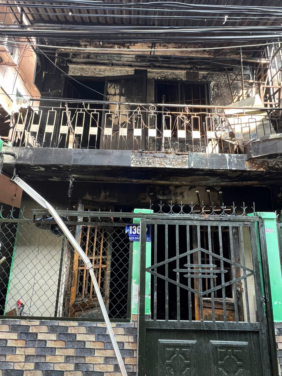 The single-story house with a loft where a fire swept through and left two children dead in Vung Tau City, Ba Ria - Vung Tau Province, southern Vietnam, November 6, 2024. Photo: Dong Ha / Tuoi Tre