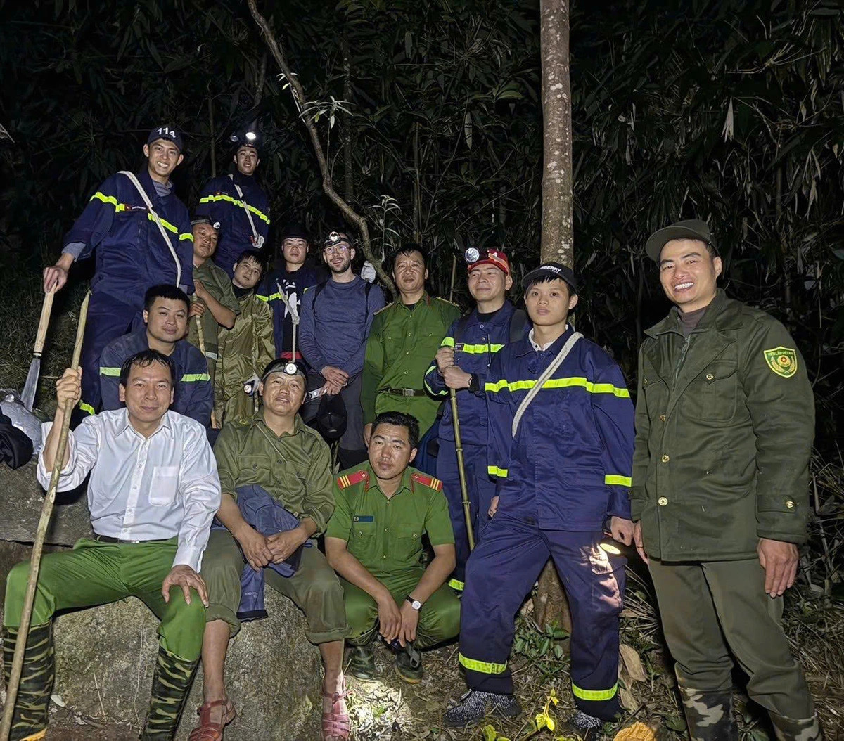 Vietnam police rescue Swiss tourist lost in national park