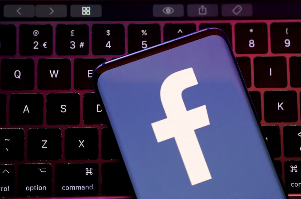 Facebook app logo is seen in this illustration taken, August 22, 2022. Photo: Reuters