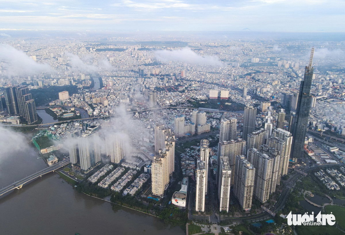 Southern Vietnam experiences heat, humidity as rainy season ends