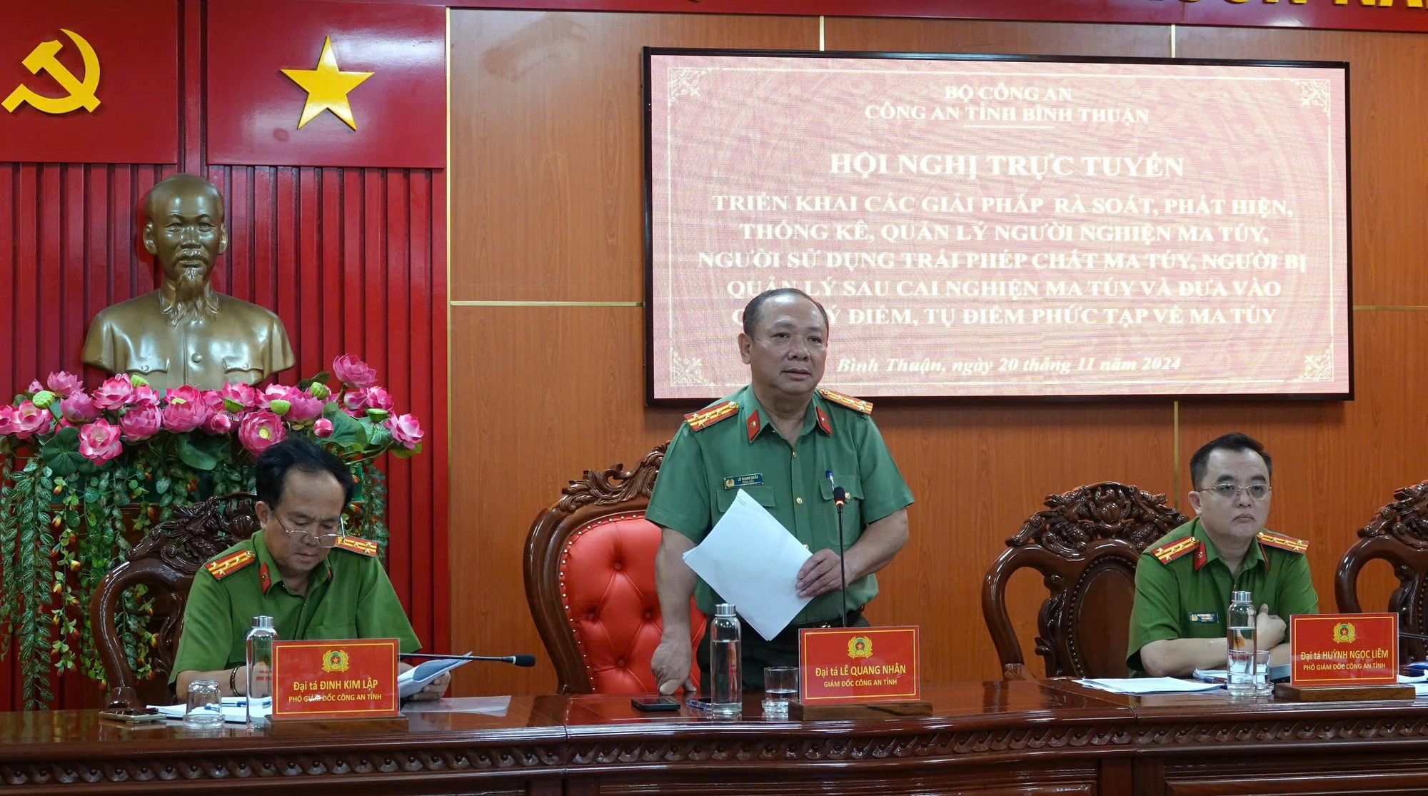 Police crack down on 533 drug-related cases, arrest over 900 suspects in south-central Vietnam