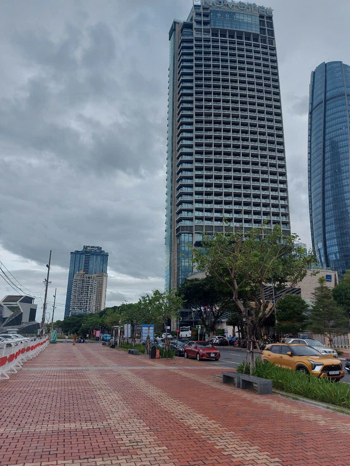 Politburo gives nod to financial centers in Da Nang, Ho Chi Minh City