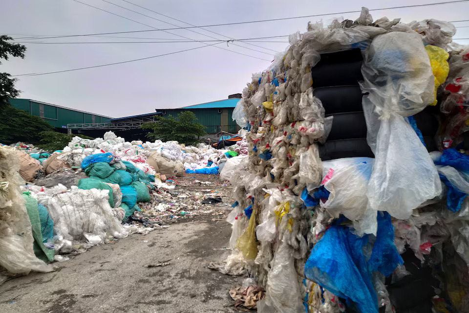 A general view of plastic waste at a recycling facility, in Minh Khai Craft Village, Hung Yen Province, Vietnam, February 26, 2024. Photo: Reuters