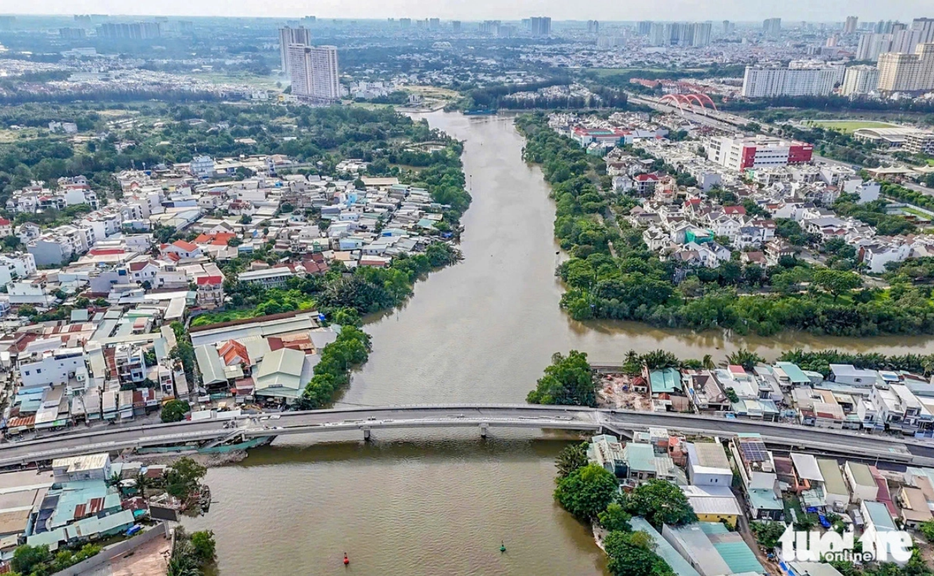 Ho Chi Minh City opens Rach Dia Bridge linking District 7 and Nha Be