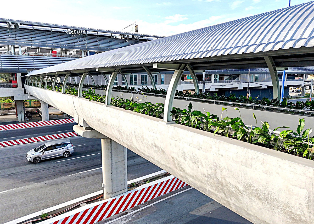 Ho Chi Minh City’s 1st metro line stations transformed with green spaces, new walkways