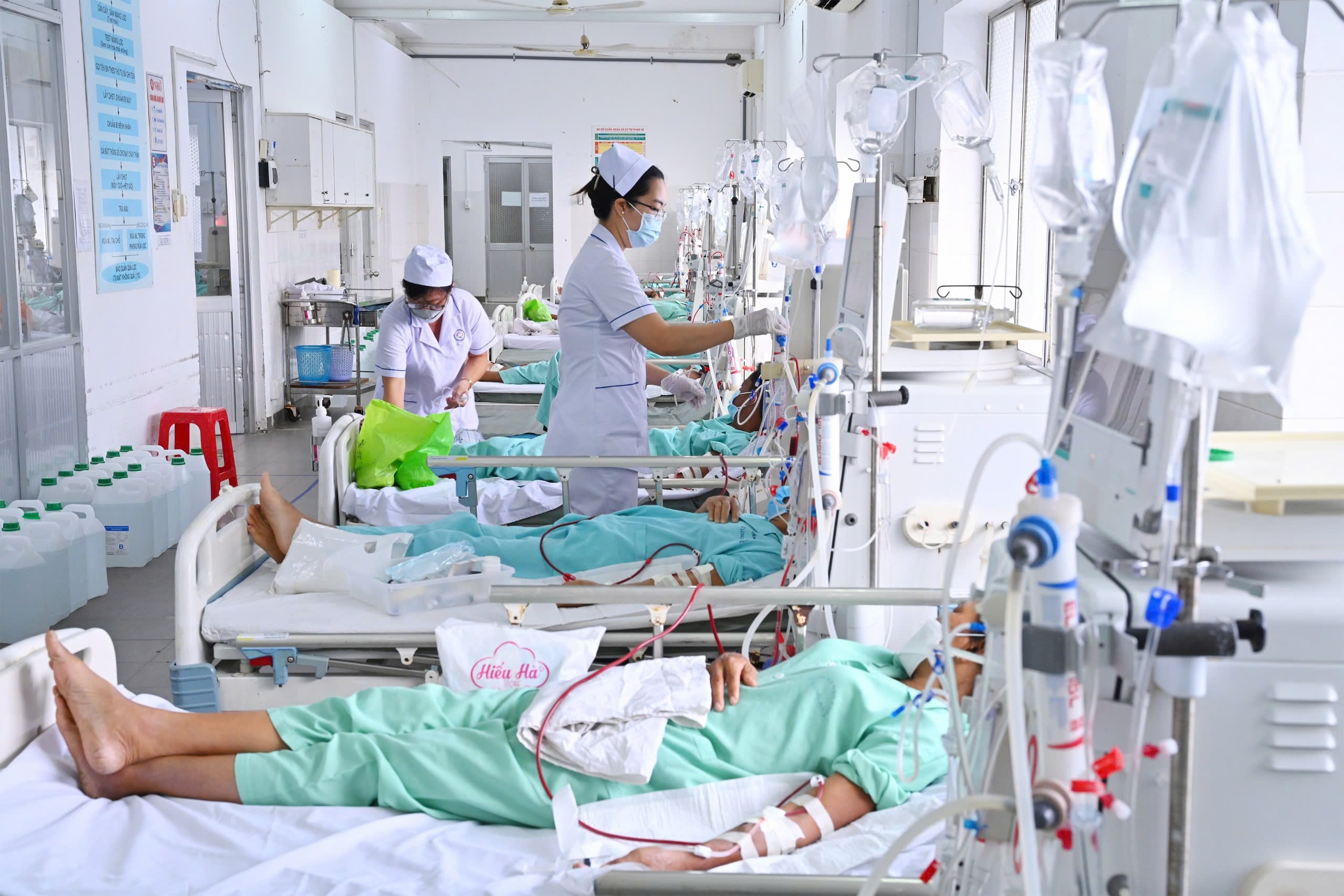 Vietnam’s Long An invests strongly in healthcare sector, embarks on digital transformation