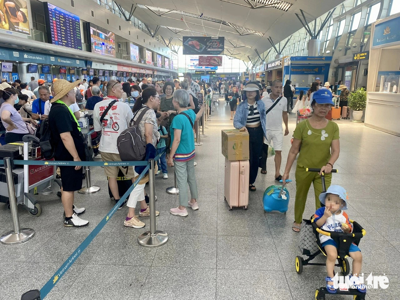 Da Nang airport to charge for priority lane service starting next year