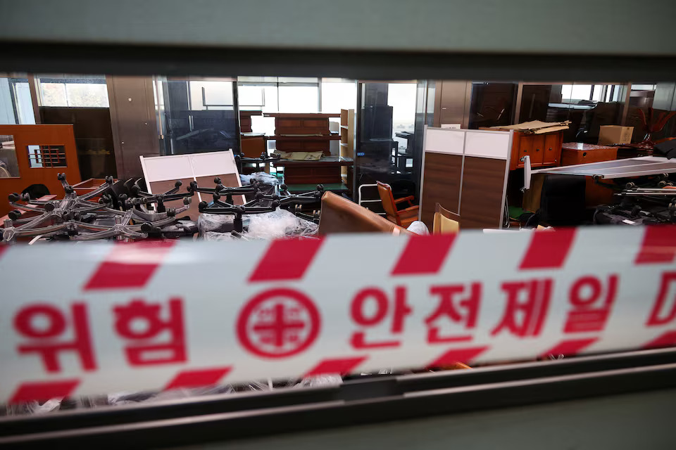 [4/11]Furniture lies piled up in a room after military forces broke into the National Assembly building after South Korean President Yoon Suk Yeol declared martial law, which was reversed hours later, in Seoul, South Korea, December 4, 2024. Photo: Reuters