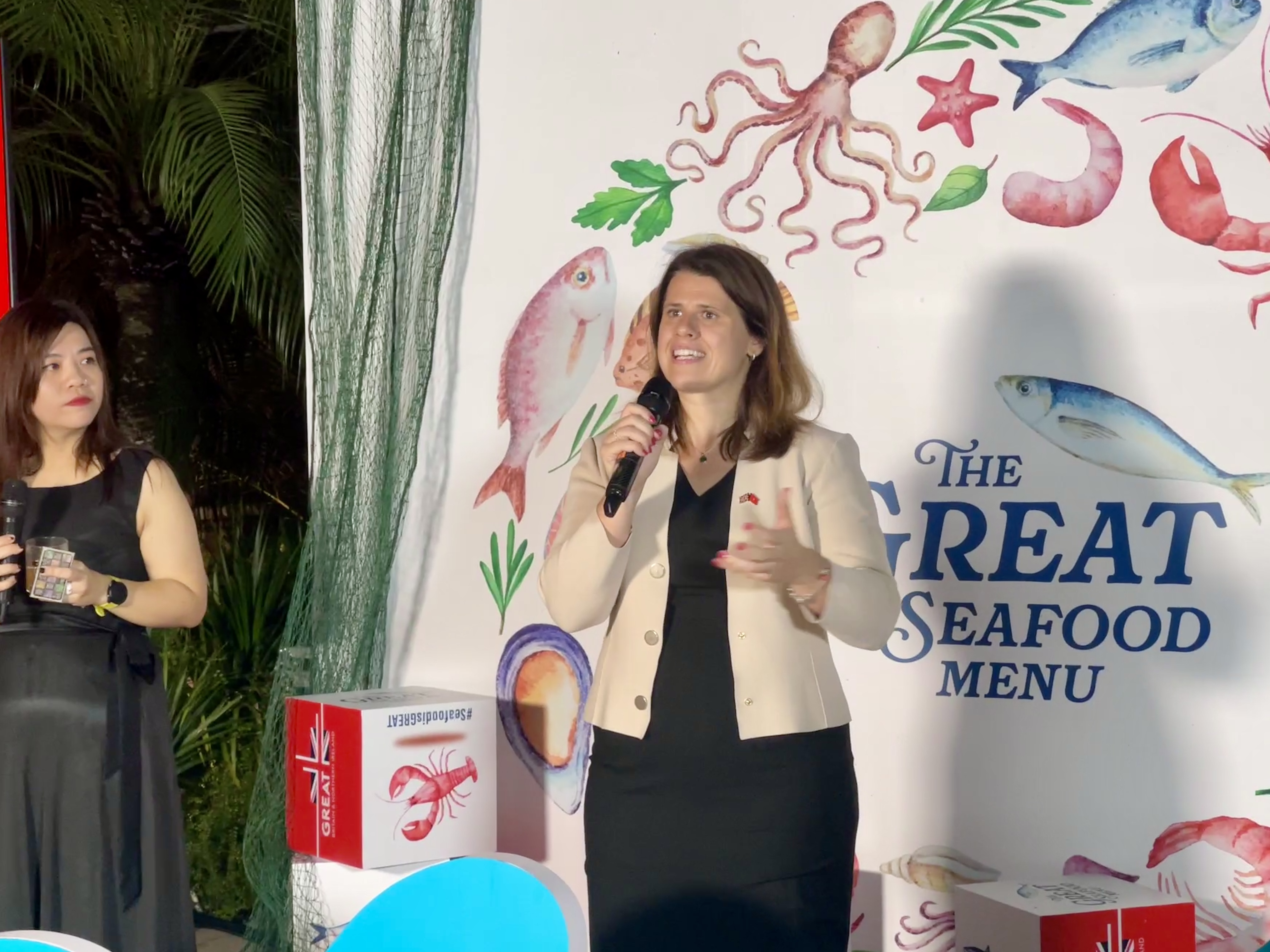 British Consul General in Ho Chi Minh City Alexandra Smith speaks at the UK Seafood Showcase, an event celebrating seafood from the UK at Clay Saigon restaurant in Ho Chi Minh City on December 3, 2024. Photo: Dong Nguyen / Tuoi Tre News