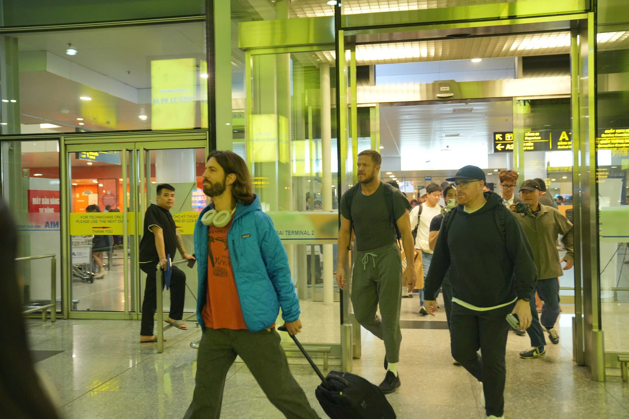 American pop rock band Imagine Dragons arrives at Noi Bai International Airport in Hanoi, December 5, 2024. Photo: Supplied