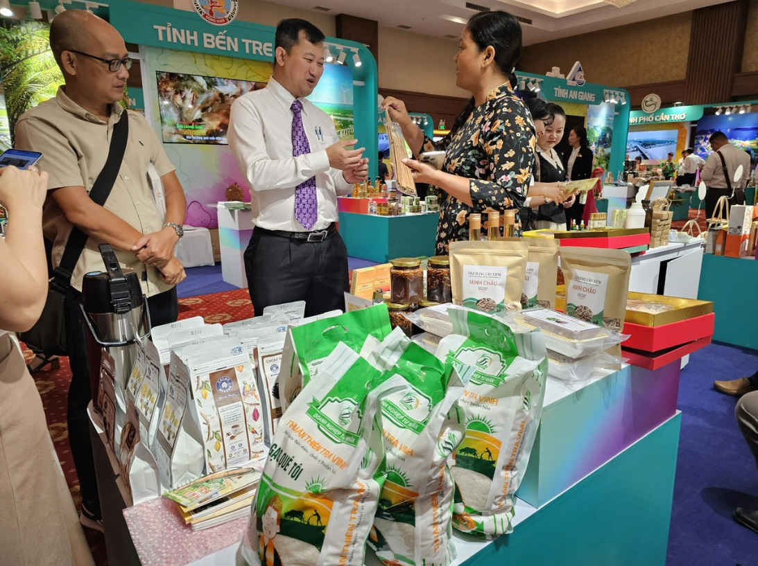 Joint efforts in branding Vietnamese rice