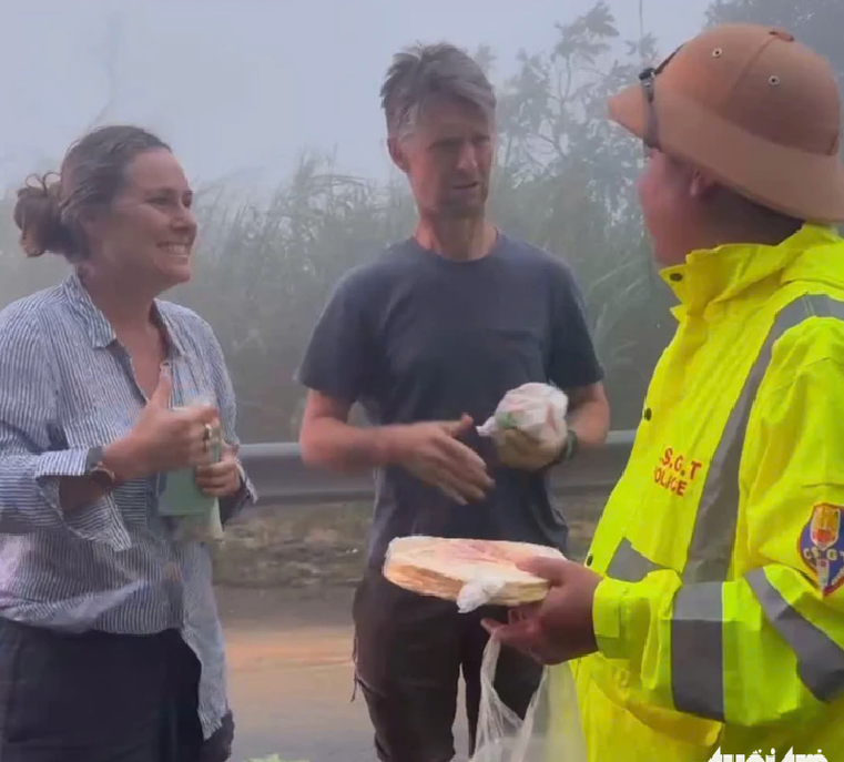 Over 350 people, including foreign tourists, saved from landslides in south-central Vietnam