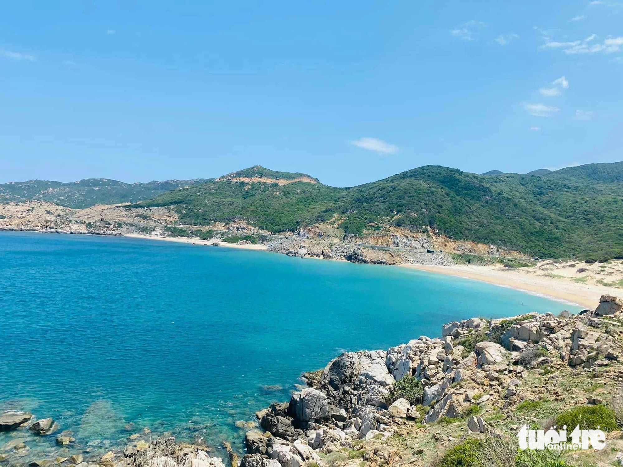 Vinh Hy Bay in Ninh Thuan Province, south-central Vietnam. Photo: C.T. / Tuoi Tre