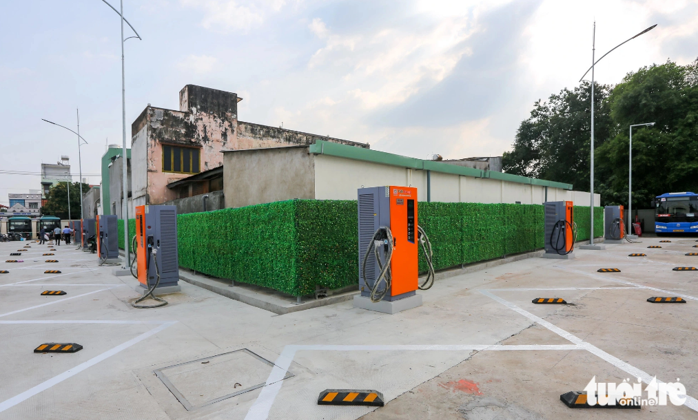 Charging stations are installed at a feeder bus parking lot on National Highway 13 in Thu Duc City.