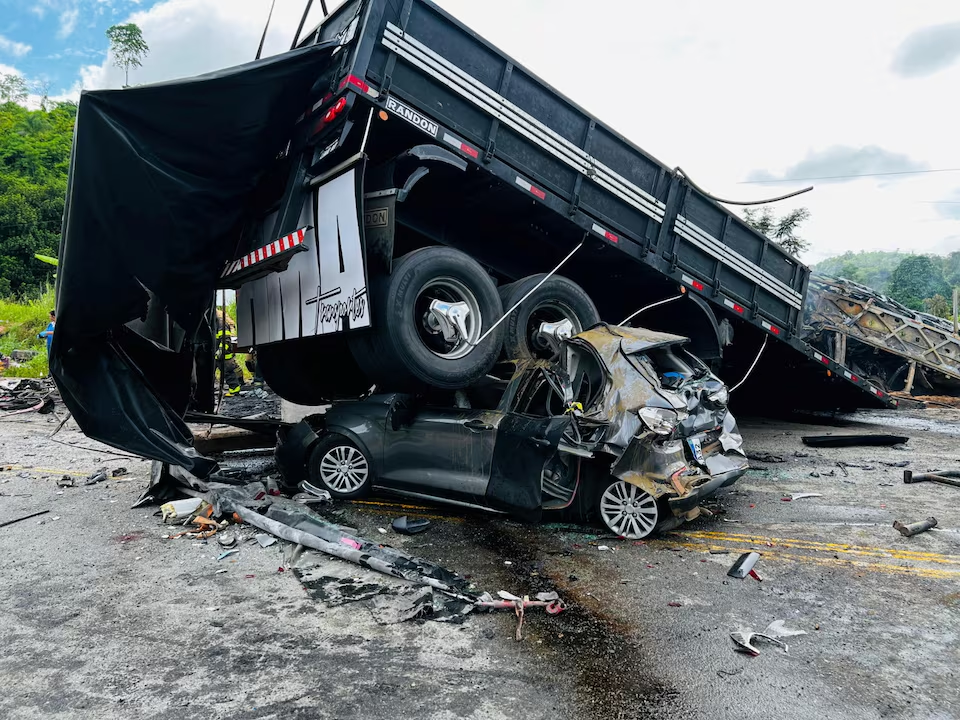 More than 30 dead in Brazil bus and truck collision