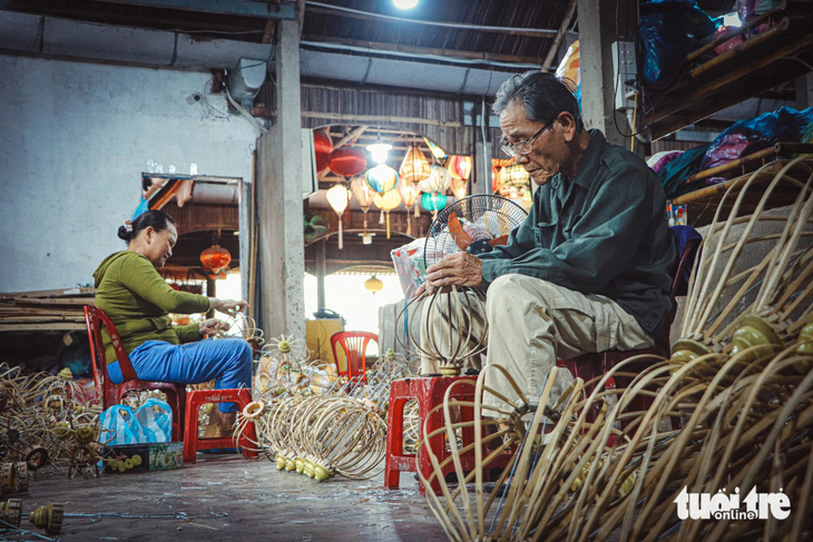 Hoi An lantern-making village bustles with colorful creations ahead of Tet