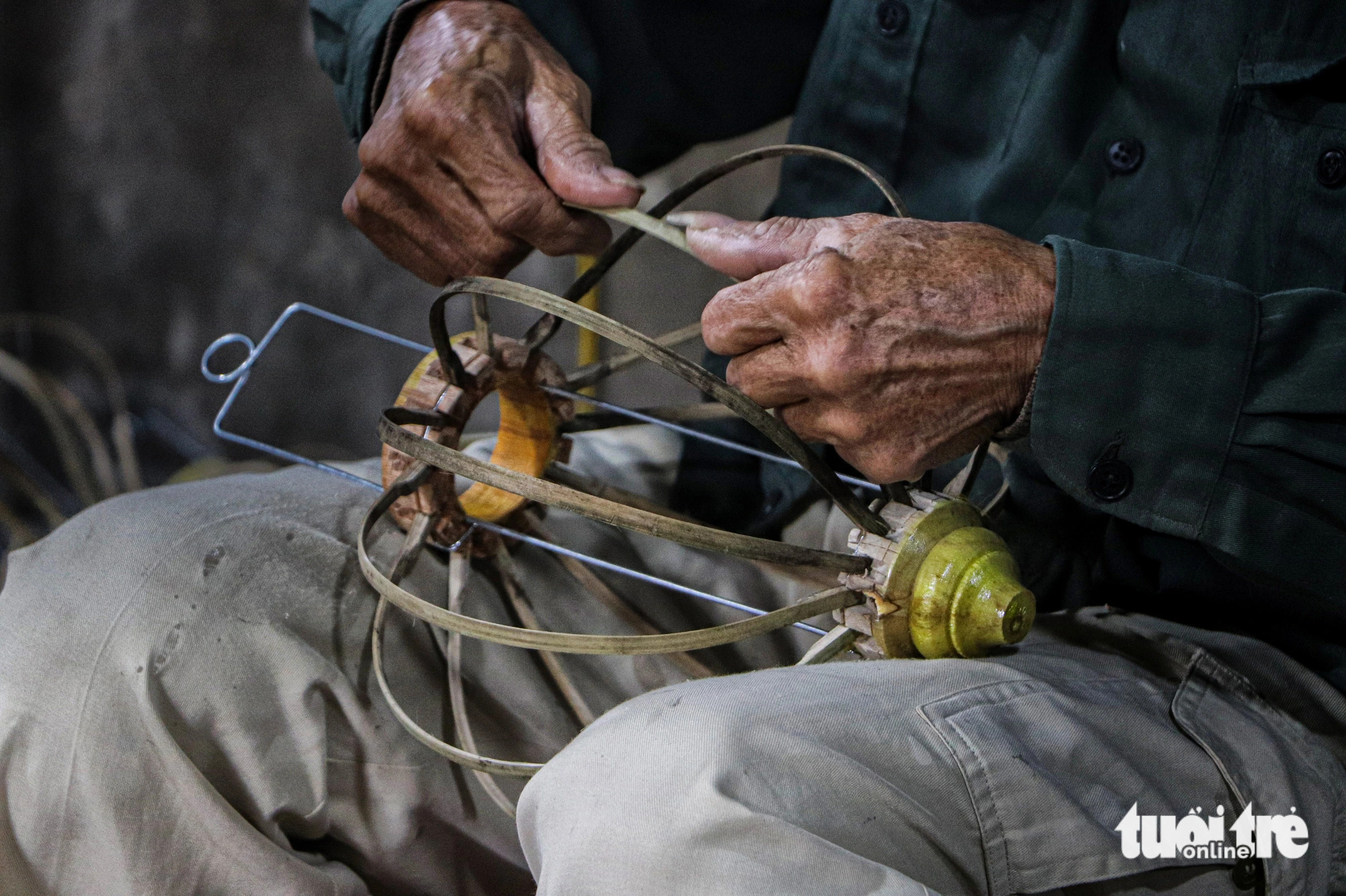 An artisans crafts a lantern in Hoi An City, Quang Nam Province, central Vietnam. Photo: Thanh Nguyen / Tuoi Tre