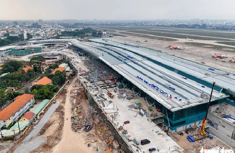 The T3 terminal, when in place, will be the largest domestic passenger terminal in Vietnam with a capacity of 20 million passengers per year. The capital for the project is sourced from the budget of the Airports Corporation of Vietnam. Photo: Chau Tuan / Tuoi Tre