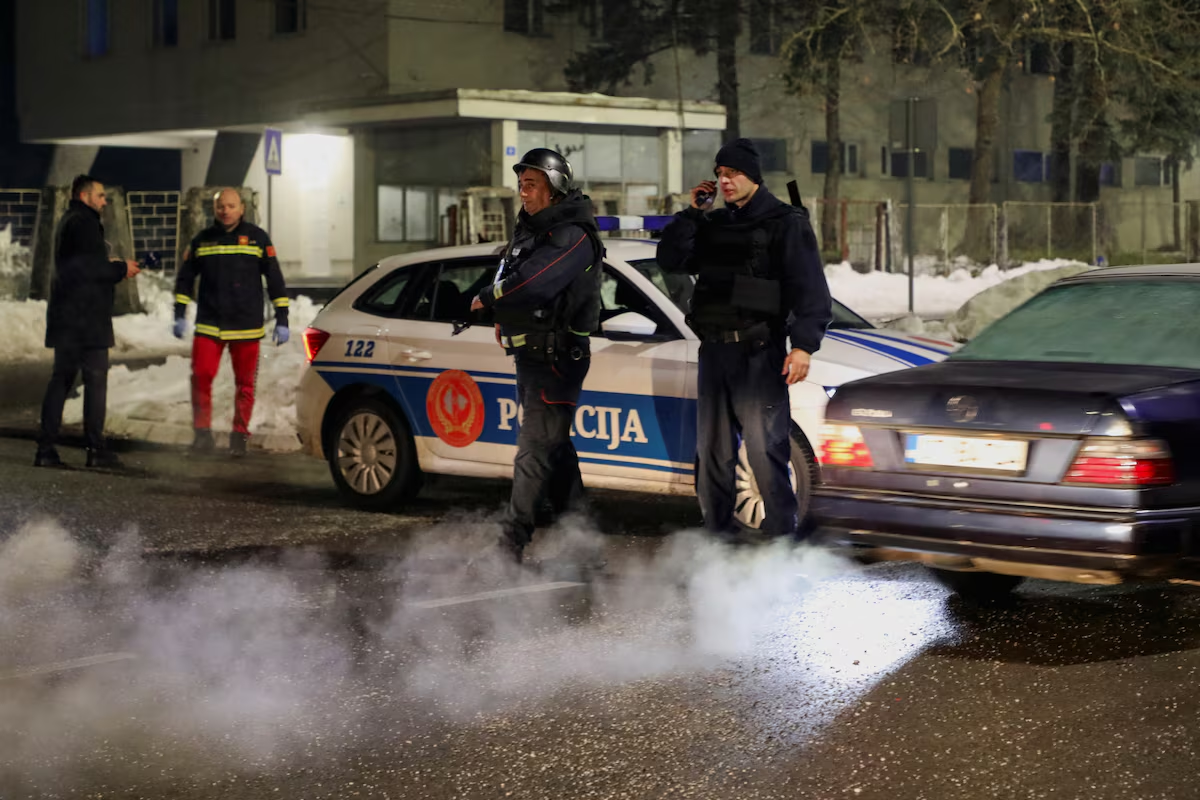 Police members stand on a checkpoint near where a gunman opened fire at a restaurant and killed several people in Cetinje, Montenegro, January 1, 2025. Photo: Reuters