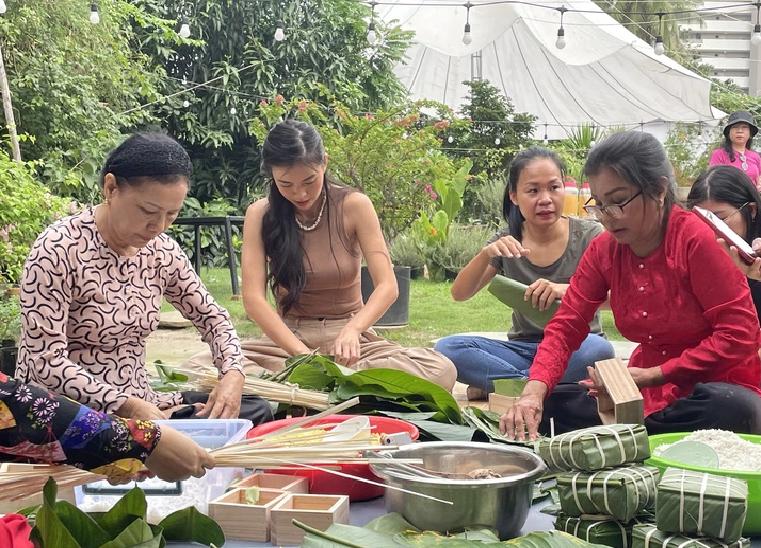 Breakfast @ Tuoi Tre News - January 5